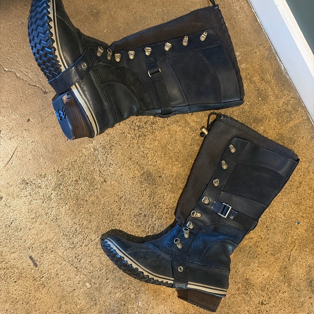 Sorel Black Tall Lace-Up Winter Rain Boots